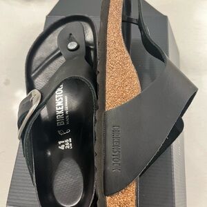 Women’s Birkenstocks Black leather size 41 (10)